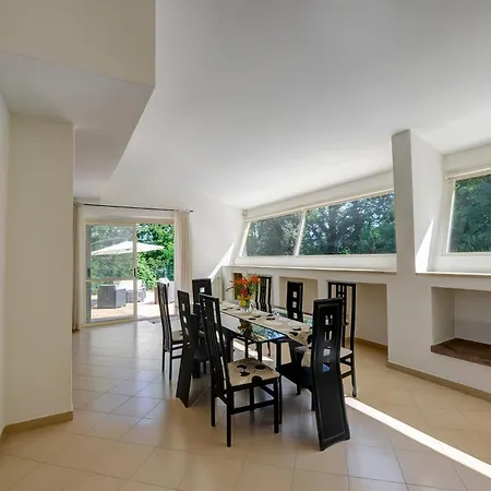 Oasi Villa *